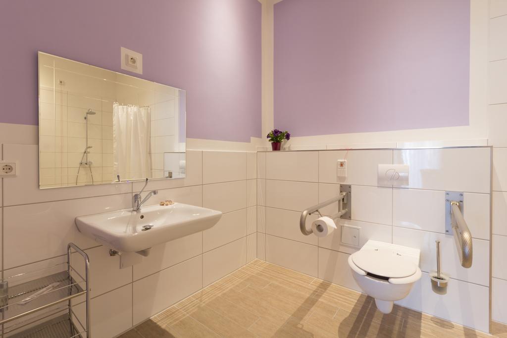 Marina Niederhavel Hotel Brandenburg  Ngoại thất bức ảnh